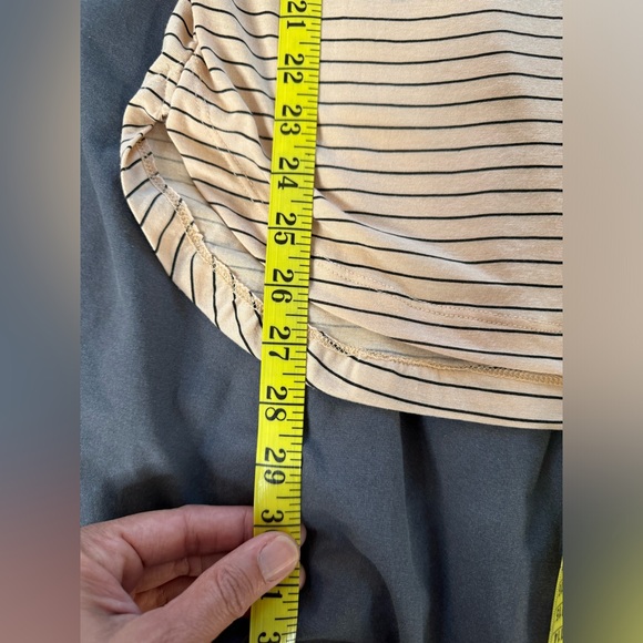 🟢JACQUELINE de YONG medium striped 3/4 sleeved blouse.🟢 - Picture 4 of 8